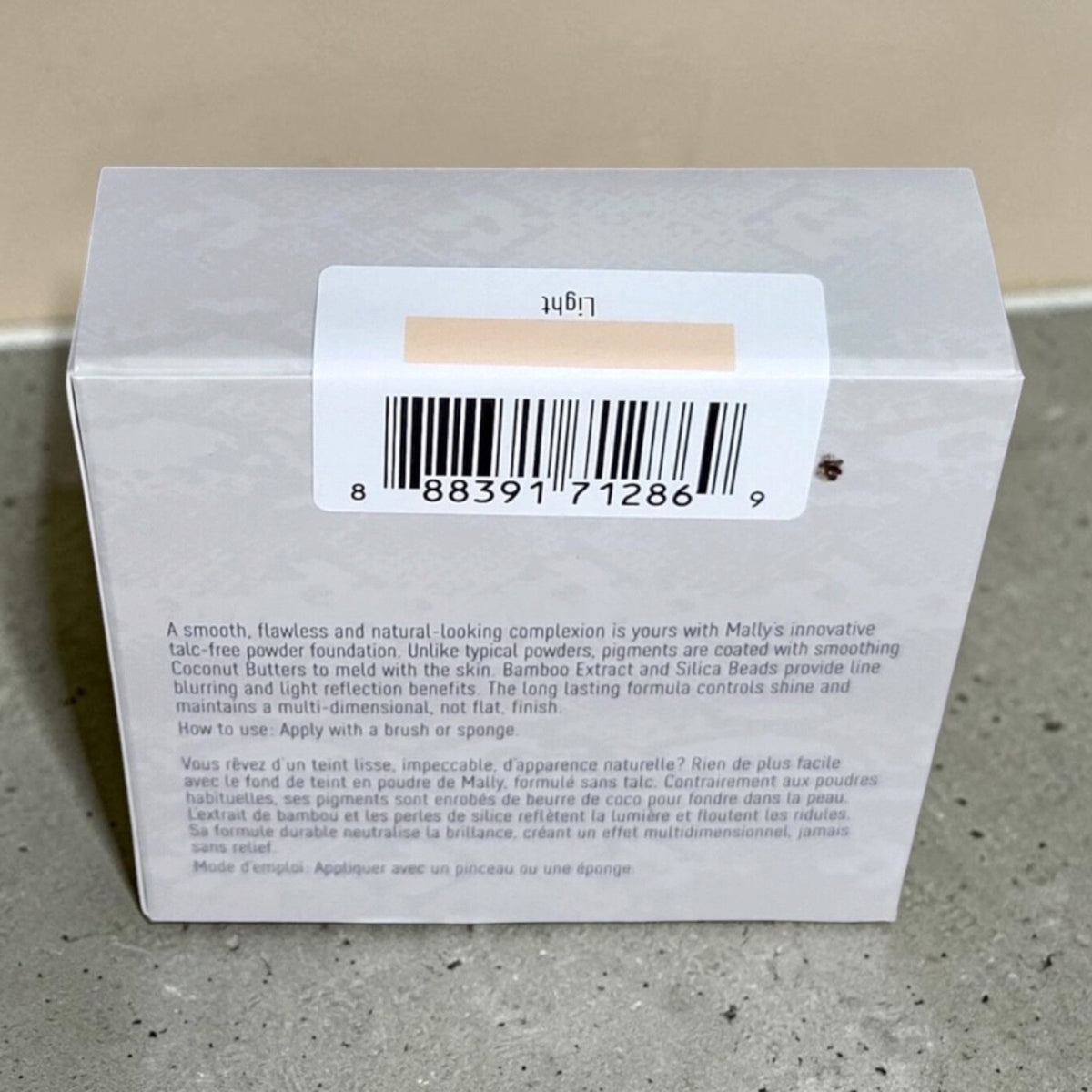 Light Shade Powder Foundation - Full Size, Skin Perfecting Makeup