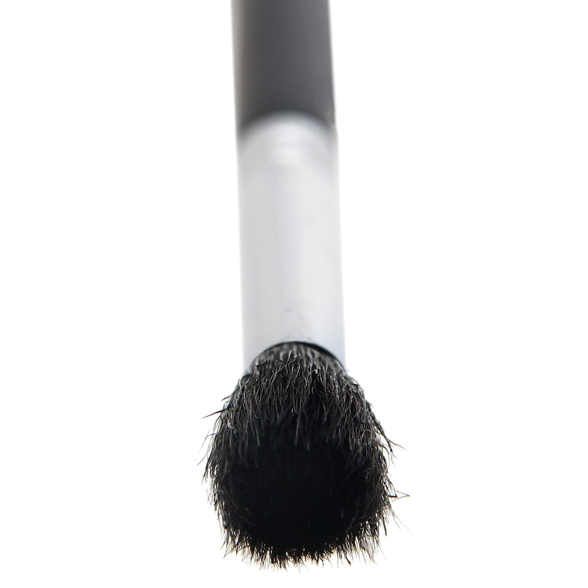 Pro Tapered Blending Eyeshadow Brush for Flawless Eye Makeup