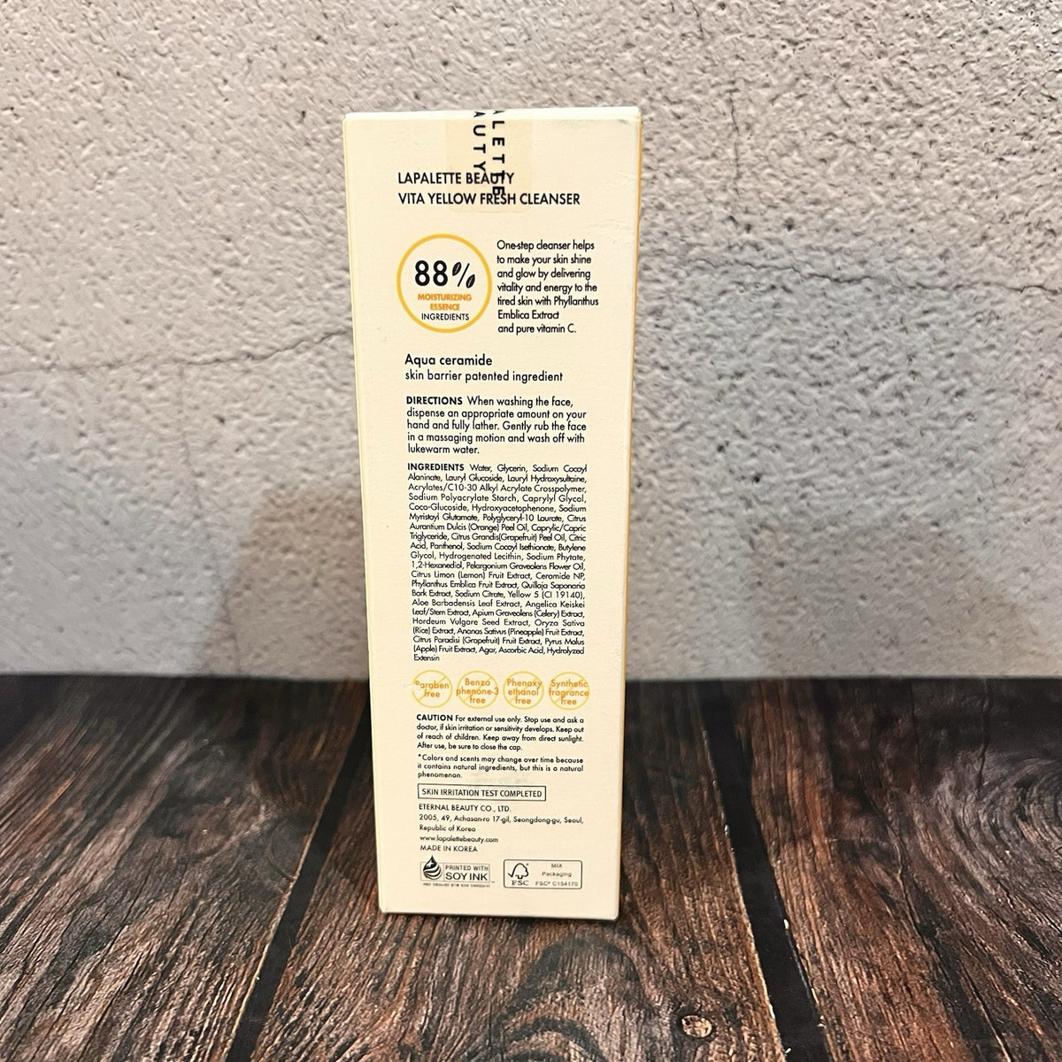 Vitamin C Facial Cleanser 100ml - Korean Skincare for Brightening & Freshness