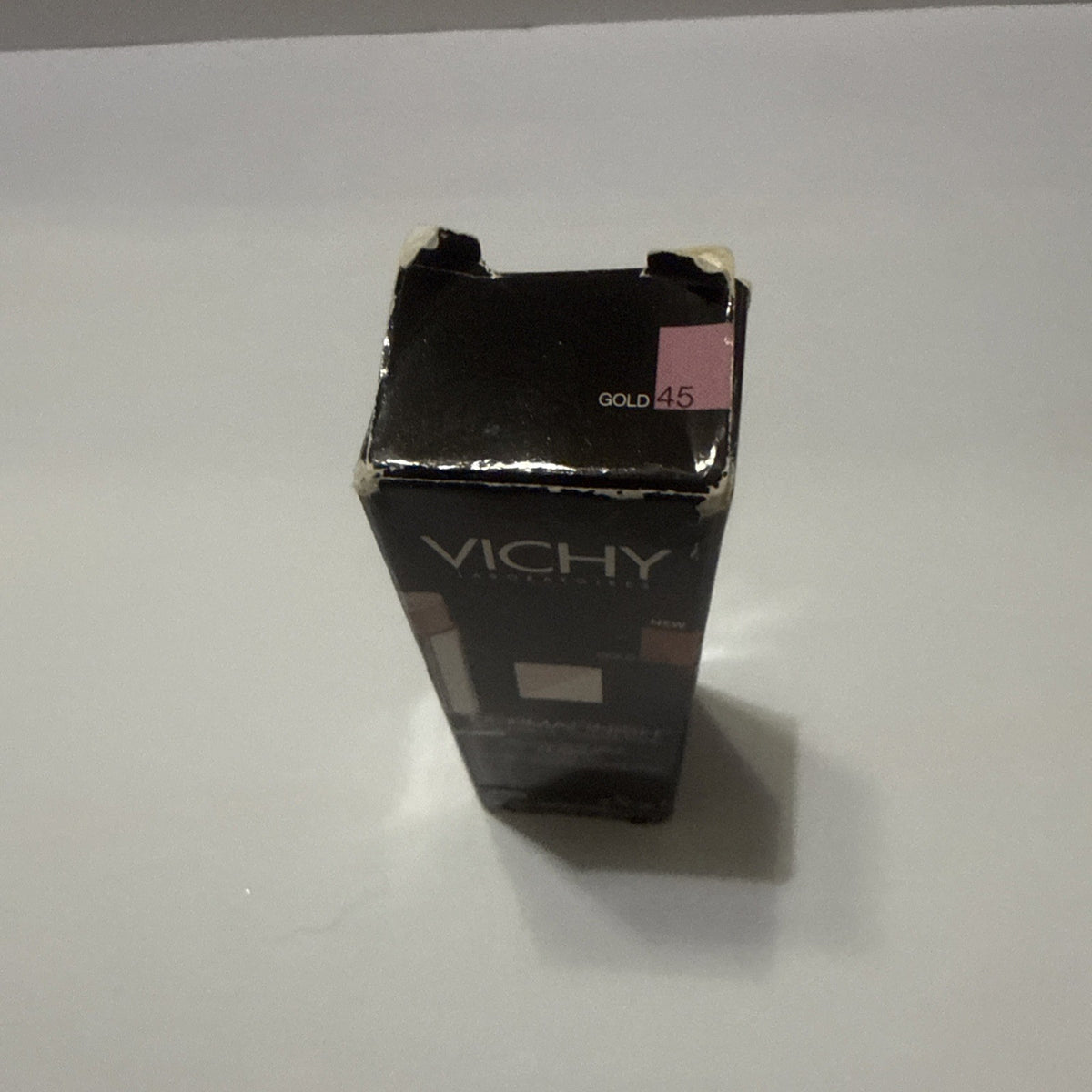Vichy Dermafinish Corrective Stick 16HR Color Wear Gold 45 - Makeup Concealer