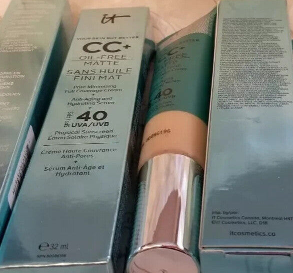 It Cosmetics Your Skin But Better CC Oil-Free Matte SPF 40 Medium - Full Size