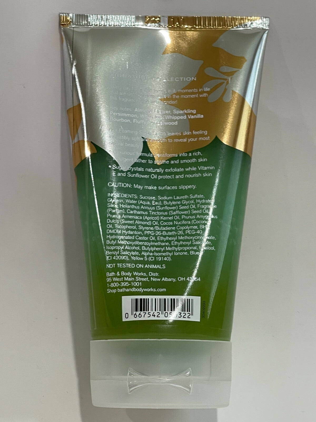 Bath & Body Works Magic In The Air Foaming Sugar Scrub 8 fl oz / 226