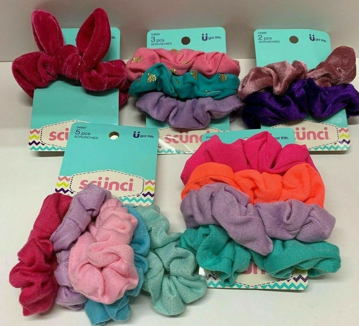 BRAND NEW LOT OF 15 ASSORTED SCUNCI- SCRUNCHIES~NEW FREE SHIPPING