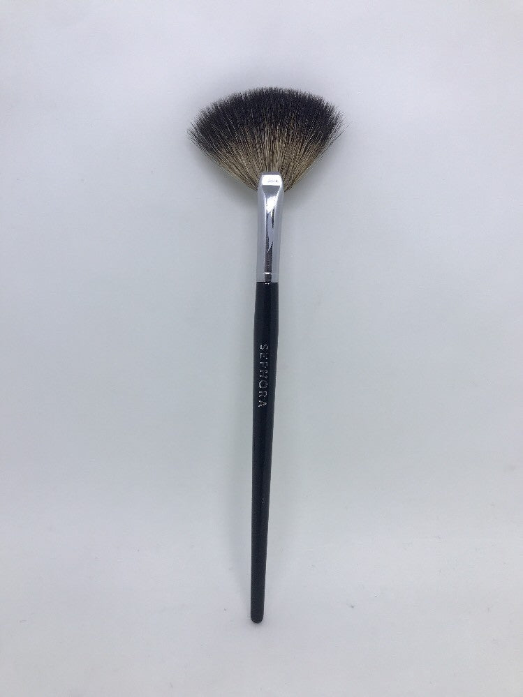 SEPHORA Collection PRO Fan Brush #65 Full Size Makeup Brush