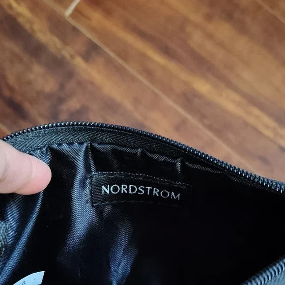 Nordstrom Straw Raffia Woven Cosmetic Bag with Zip Closure - Black