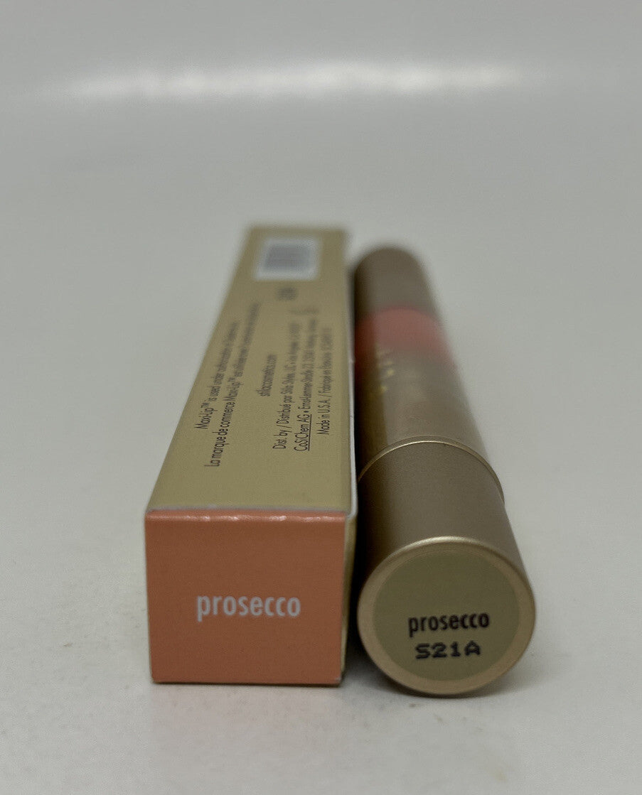 High-Shine Lip Gloss with Plumping & Hydrating Benefits - Prosecco