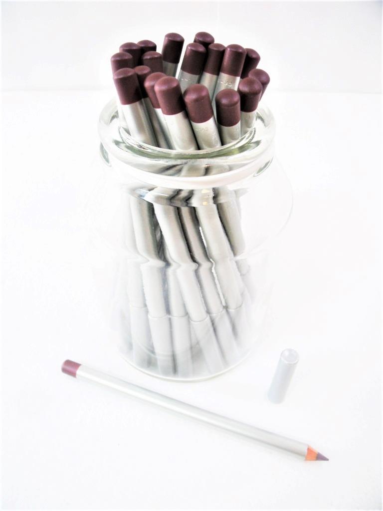 Lipliner Pencil - Precise Contour & Long-Lasting Color - Made in Germany