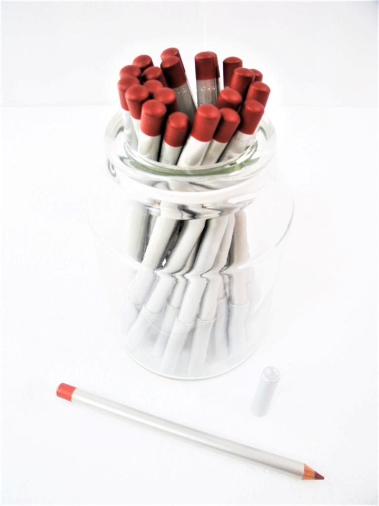 Lipliner Pencil - Precise Contour & Long-Lasting Color - Made in Germany