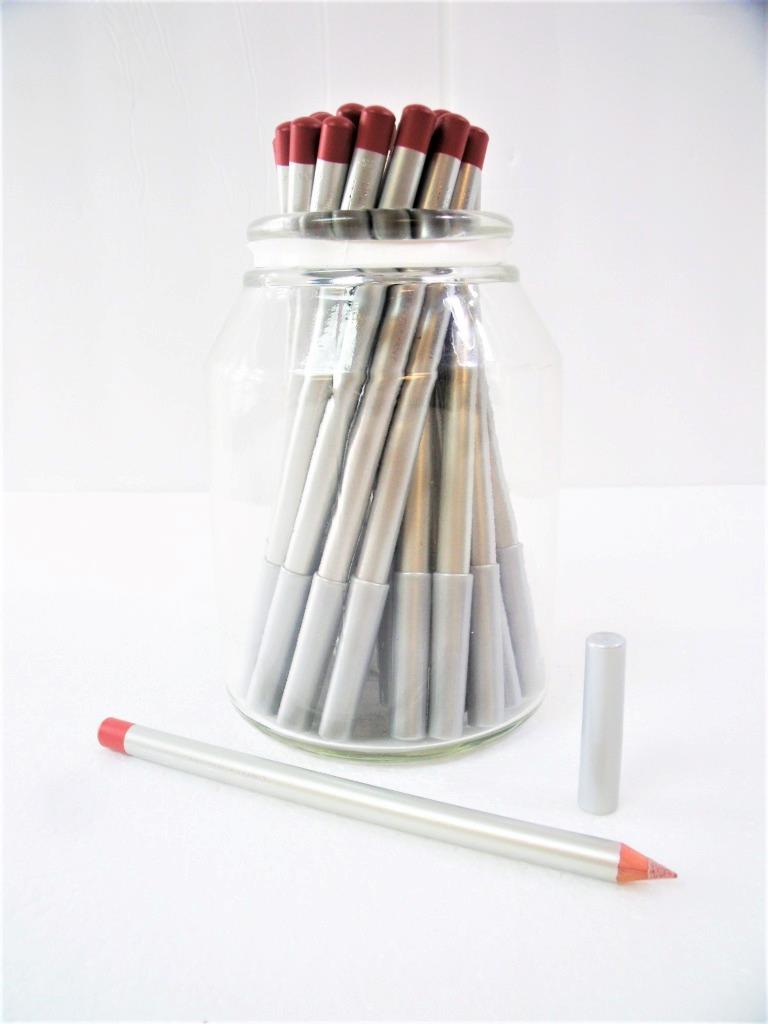 Lipliner Pencil - Precise Contour & Long-Lasting Color - Made in Germany