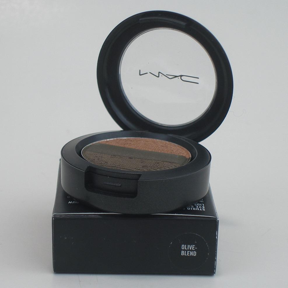 Eye Shadow & Eyeliner Palette - Multiple Shades & Blends