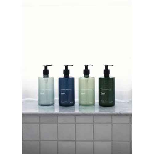 Skandinavisk Wash SKOG ¡®Forest¡¯ Scent notes: Pine needles and fir cones, birch sap and woodland lily of the valley, 16.91 fl. oz.