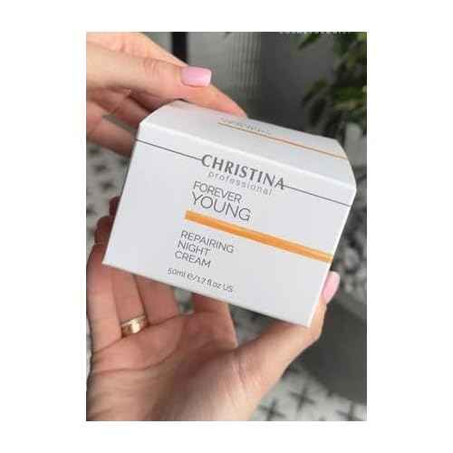 Christina Forever Young Hydra Protective Day Cream SPF 25-50ml - UVA/UVB, Non-Comedogenic and Lightweight Face Moisturizer with Sunscreen for Combination, Dry, Normal, Oily & Sensitive Skin