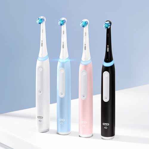 Oral-B iO3 Electric Toothbrush (1) with (1) Ultimate Clean Brush Head and (1) Charger, Black