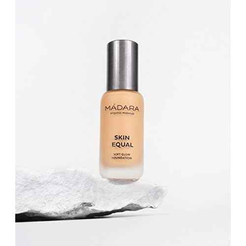 M?DARA Organic Skincare | Skin Equal Soft Glow Foundation SPF15 Sand 40-30 ml, Mineral foundation with hyaluronic acid, Buildable medium coverage, Dewy foundation, Vegan, COSMOS natural certified