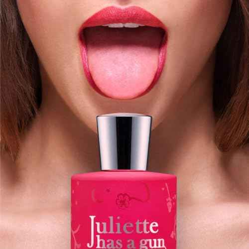 Juliette Has A Gun MMMM