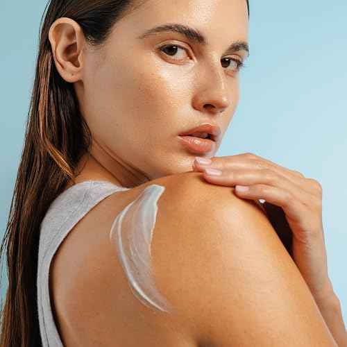 Germaine de Capuccini - Timexpert Hydraluronic - Ultra-Comfort Moisturizing Body Cream - Rehydrate your skin for 48 hours, leaving it soft and radiant - Antiaging Body Treatment - 10.1 Fl Oz