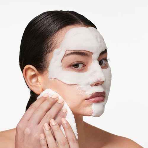 MALIN+GOETZ Detox Face Mask | 5-Minute Oxygenating Gel | Camellia Leaf, Vitamins C & E, Soy & Squalane | Purifies, Brightens, Hydrates | Vegetarian, Cruelty-Free | Allure Beauty Award Winner (4 Fl Oz)