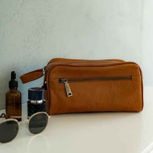 BERLINER BAGS Vintage Genuine Leather Toiletry Bag Tim M, Large Capacity Cosmetics Bag for Men and Women for Travel - Brown