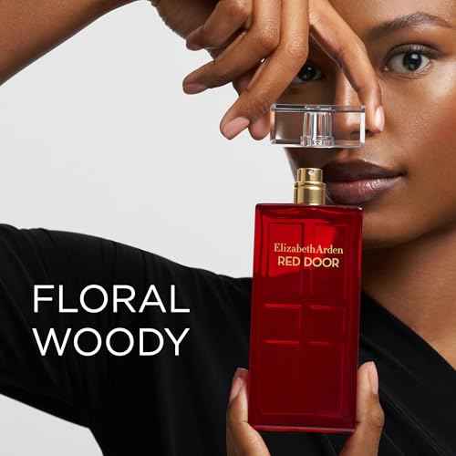 Elizabeth Arden Red Door Women's Perfume, Fragrance, Floral Parfum with Notes of Freesia, Roses, and Sandalwood, Eau de Toilette