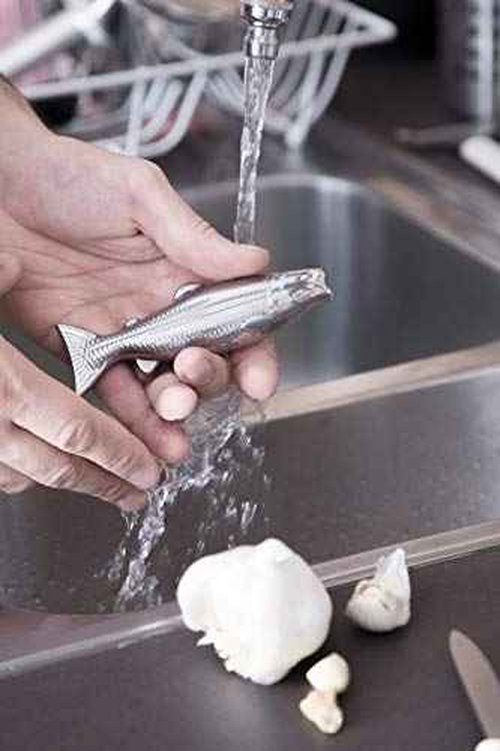 Kikkerland Fish Magic Soap