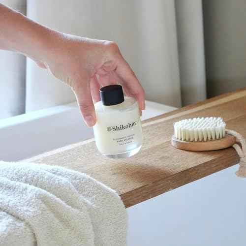 Blooming Yomogi Bath Essence: Milky Bath Oil with Yomogi Leaf, Camellia & Rice Bran - Natural Aromatherapy Soak - 100ml - Forest Bathing Scent - Vegan, Cruelty-Free, Made in Japan