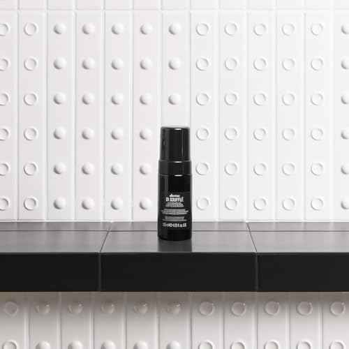 Davines OI Souffl? Perfect for Fine Hair, Liquid-to-Foam Leave-In For Fuller and Shinier Hair Feeling Silky and Soft