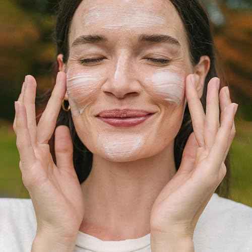 Ursa Major Vital Spring Hydration Mask | Deeply Hydrating Natural Mask| Plumps Skin¡¯s Appearance, Boosts Firmness & Smooths Appearance of Fine Lines | Vegan, Cruelty-Free, Non-Toxic | 1.69 ounce