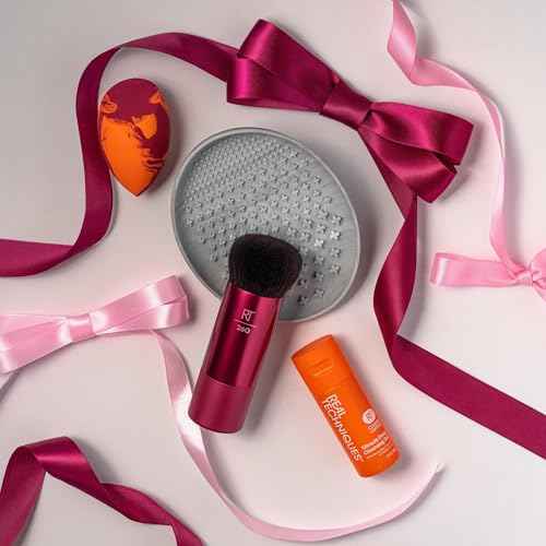 Real Techniques Better Blending Days Limited Edition 4-Piece Holiday Makeup Gift Set, Makeup Sponge, Makeup Brush & Cleansing Tools, Vegan & Cruelty-Free Beauty Kit