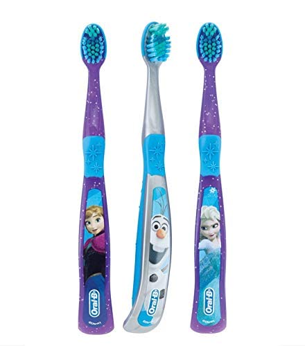 Oral-B Disney Frozen Kids Toothbrush 3+ Years Old Extra Soft Bundle Characters Elsa, Ann & Olaf - Pack of 3