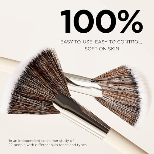 HALEYS Fan Makeup Brush ? Soft Vegan Fluffy Face Brush for Applying Highlighter, Bronzer & Finishing Powder, Precise, Luminous Blending Tool, Cruelty-Free