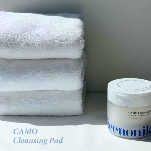 keenoniks One-step Korean Cleansing Pad- Deep Cleans, Smooths & Hydrates Skin in 30 Seconds | Gentle Exfoliating Dual Pads, 3.2 Inch XL Size (70 Pads)