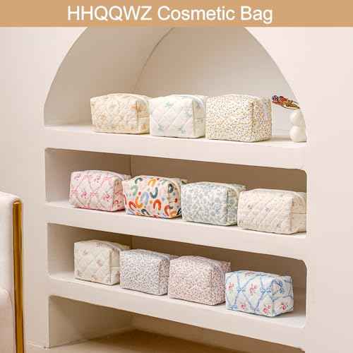 Makeup Bag Travel Cosmetic Bag for Women Girls, Zipper Make Up Pouch, Floral Flowers Toiletry Organizer Makeup, Portable Storage Cosmetic Travel Cloth Bag (Purple Floral)