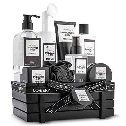 Christmas Gifts Spa Kit for Men - Sandalwood and Oak Scented Bath Gift Set and Shower Gift Basket With Face Wash & Brush, Shower Gel, Bubble Bath, Body Lotion, Body Mist, Handmade Soap, Salts & Puff