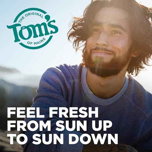 Tom's of Maine Long-Lasting Aluminum-Free Natural Deodorant for Men, Mountain Spring, 2.8 oz. 3-Pack (Packaging May Vary)