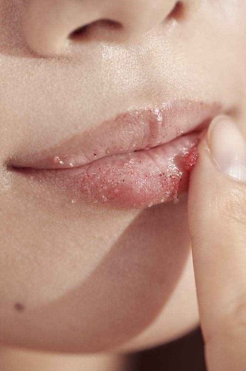 Henné Organics Lip Exfoliator - Natural and Organic Sugar Scrub - Lavender Mint