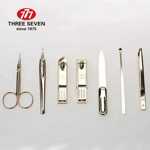 World No. 1. Three Seven (777) Travel Manicure Grooming Kit Nail Clipper Set (7 PCs, TS-4112G), MADE IN KOREA, SINCE 1975.