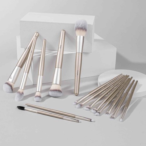 15 Pcs Makeup Brushes Set Vegan Foundation Concealers Blush Eyeshadow Eyeliner Powder Highlighter Blending Face Brush Set