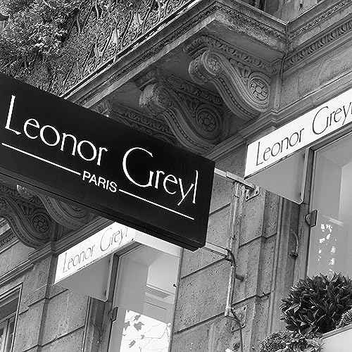 Scalp Massager Hair Growth by Leonor Greyl - Award Winning Luxury Scalp Massager Brush. Purifies and Stimulates the Scalp to Promote Hair Growth, Shine and Strength
