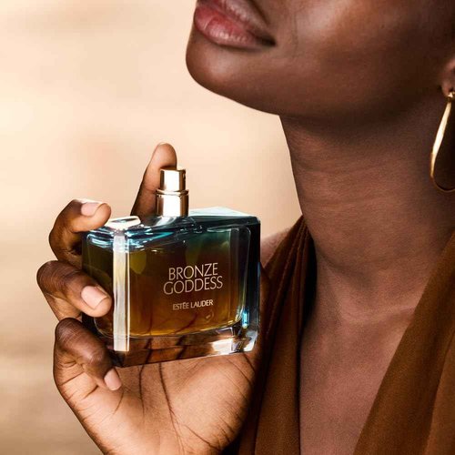 Estée Lauder Bronze Goddess Nuit Eau de Parfum Spray with notes of Ylang Ylang, Jasmine Sambac & Salted Coconut | Perfumes for Women, Travel Size, 0.34 Fl Oz