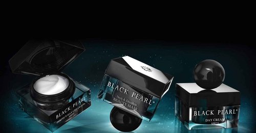 Luxury Body Cream, special combination of pearl powder, seaweed and Dead Sea minerals make this pearly body cream nourish the skin with essential elements.