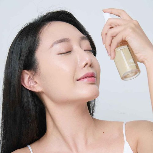 SOLYNA Golden Sunset Facial Mist 80ml – Korean After-Sun Hydrating Facial Mist with Aloe Vera, Centella Asiatica (Cica) and Chamomile | Soothes & Calms Sunlit Skin