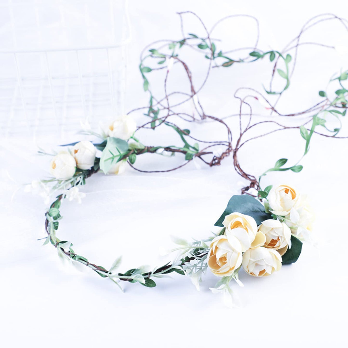 Lopsity Women Rose Floral Flower Crown Headband Rose Halo Wreath Wedding Bridal Hair Garland Ajustable Flower Hair Wreath (WHITE)