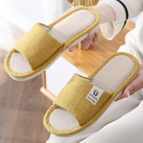CYlovinho Womens Slipper Home Slippers,4 Pairs Spa Slippers Non Slip Disposable Slippers for Guest Washable Bedroom Slippers Hotel Slipper Travel Slippers