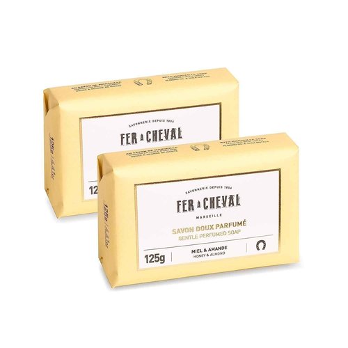 Fer à Cheval Bath Soap Bars, Gentle Perfumed Honey Almond Bar Soap for Men and Women Body Soap, Honey & Almond 125g, Pack of 2