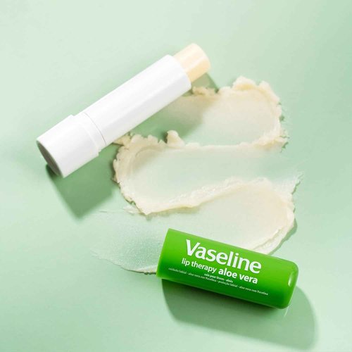 Vaseline Lip Therapy Aloe Fresh 12-Pack – Moisturizing Lip Balm for Very Dry Lips, 0.16 Oz Ea