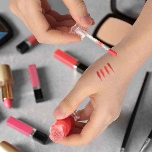 20 Pieces Empty Lip Gloss Tubes with Wand 9 ml Mini Clear Candy Shape Lip Balm Tube Containers and 2 Pieces Funnel for DIY Cosmetics Women (Pack of 2)