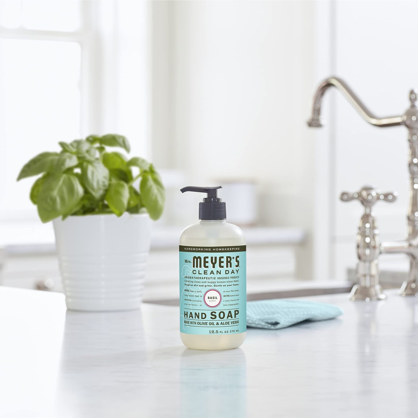 MRS. MEYER'S CLEAN DAY hand soap Scent Variety Pack, (Peppermint + Iowa Pine + Orange Clove)