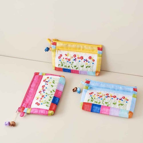 BOJAGI JADE Korean Traditional Patchwork Pouch – Hand-Embroidered Floral Design with Zipper (Light Blue)