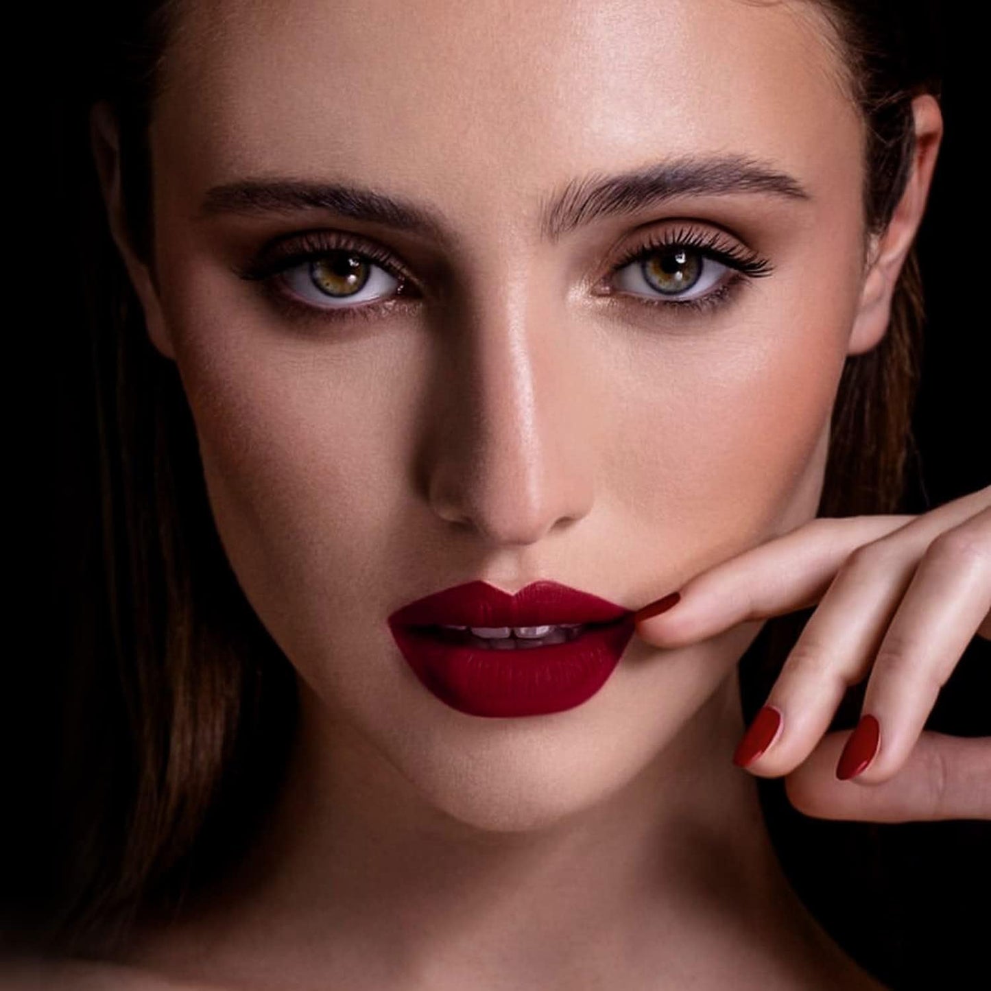 MAKI YIKA Dark Red Lipstick for Women Color Stay Long Lasting Lipsticks, No Smudge Matte Liquid Lipstick Transferproof Cruelty-Free Lip Color | PARTY GO