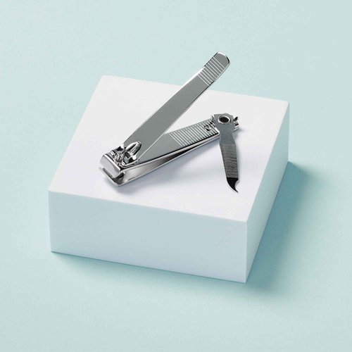 Diane D909 Stainless Steel Straight Edge Toenail Clipper with Fold Out File for Natural Nails - 36 Pack Bin